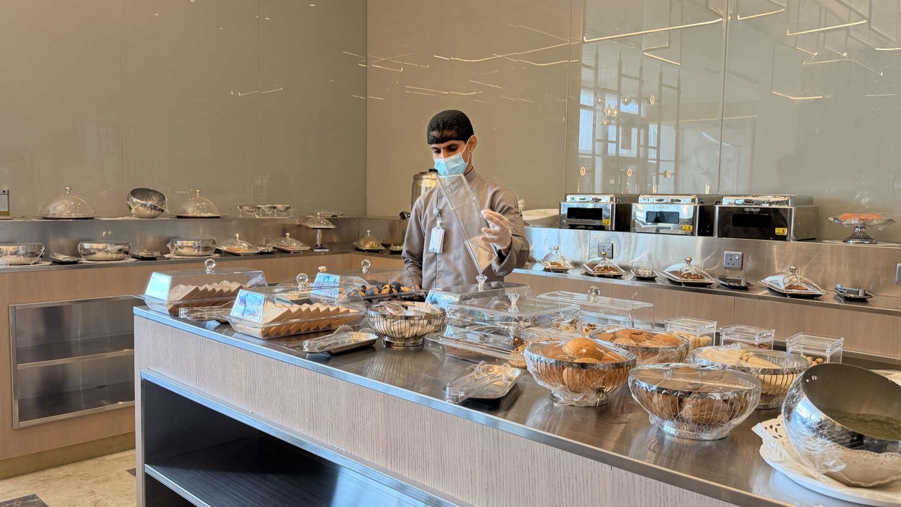 Chef preparing the live buffet