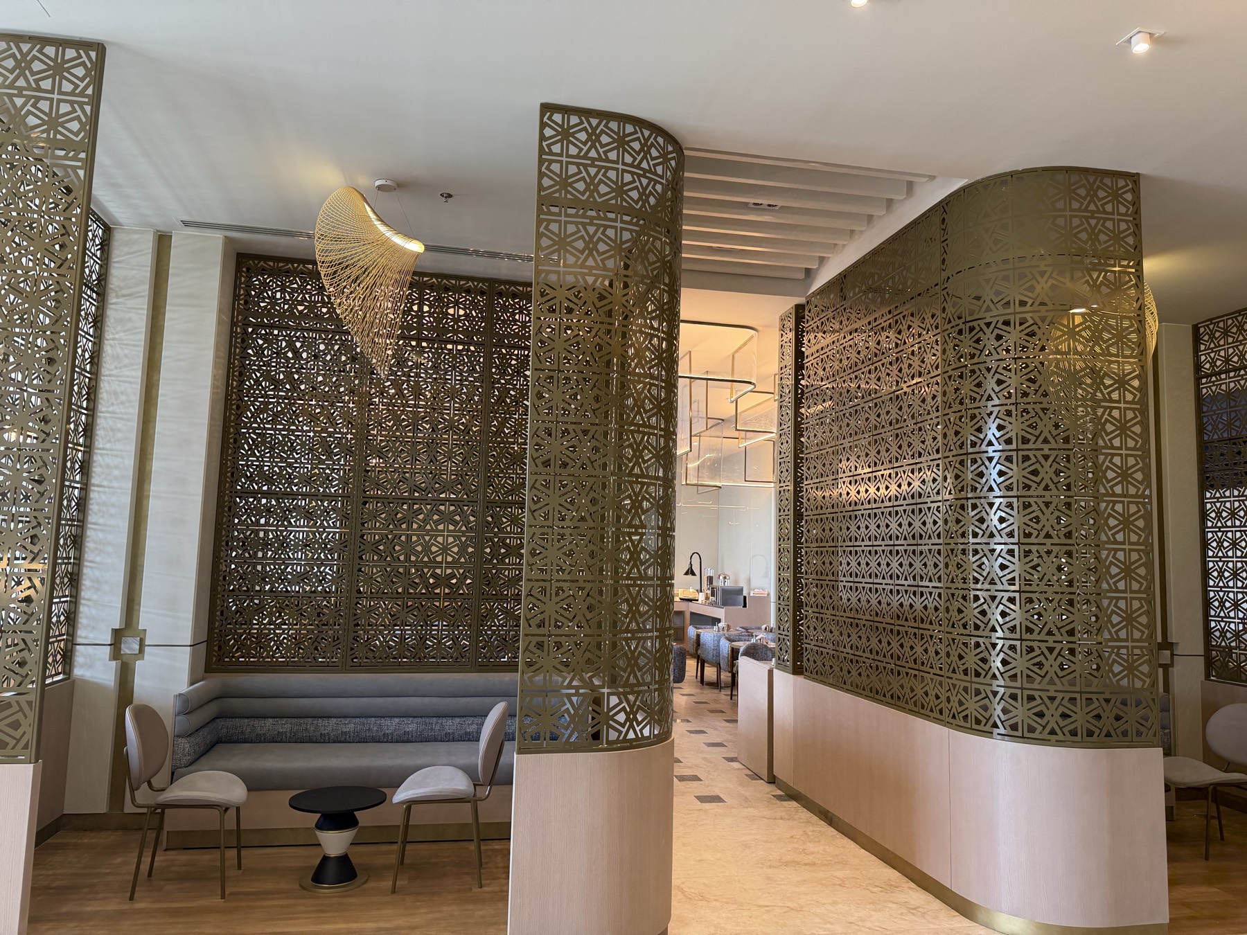 Art and craftsmanship along the mashrabiya hall